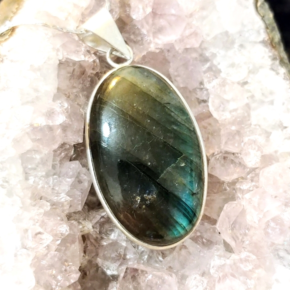 🌹2 for $15🌹 NWOT Natural Flash Labradorite Pendant .925 Sterling Necklace - Picture 2 of 9